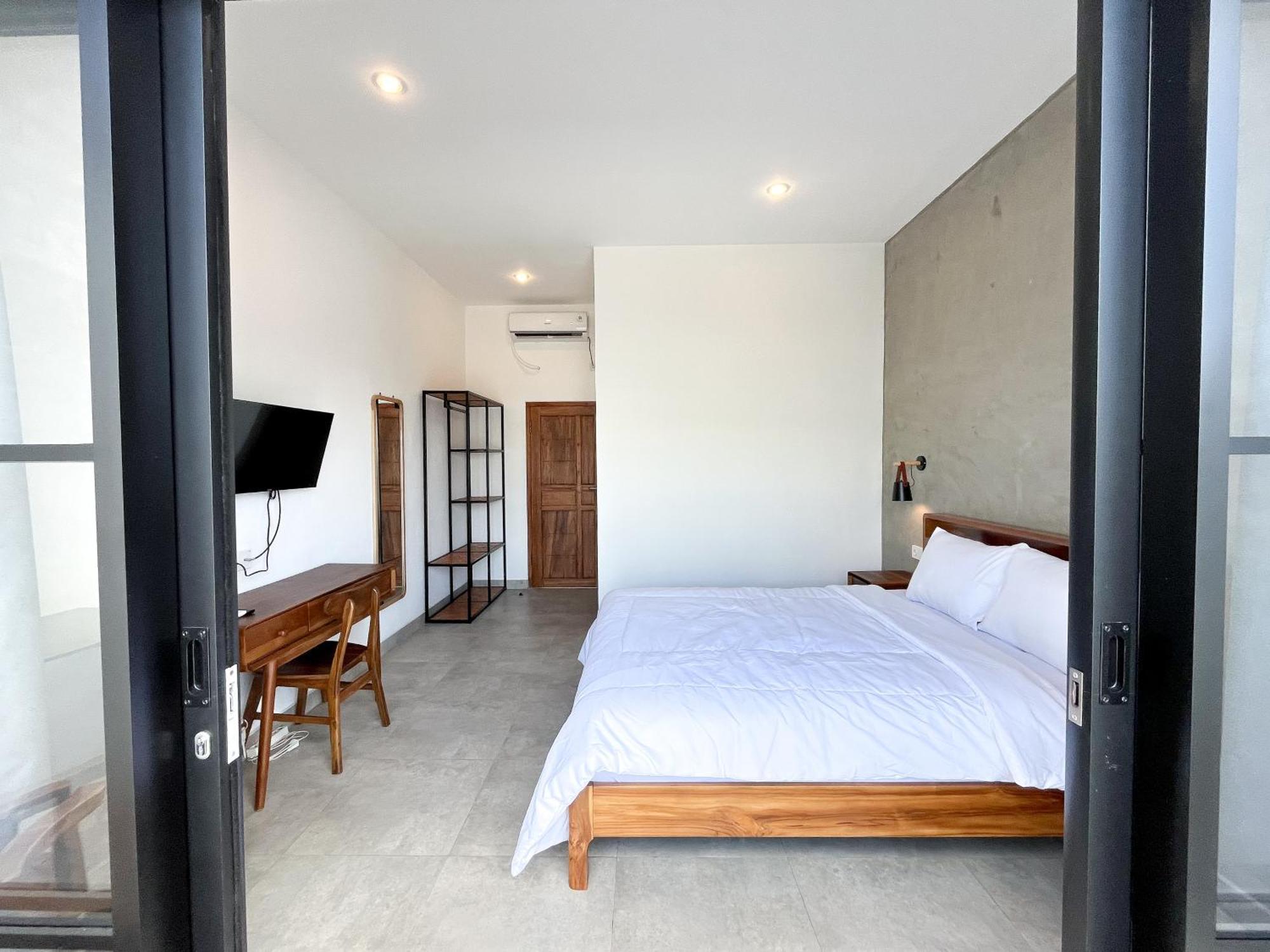 Adi Surya Guest House Семиняк Екстериор снимка